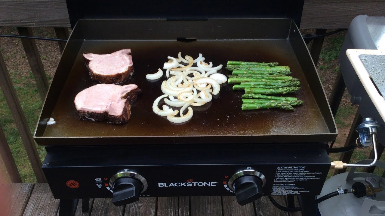 cleaning a blackstone griddle
